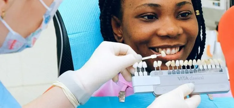 faq veneers image