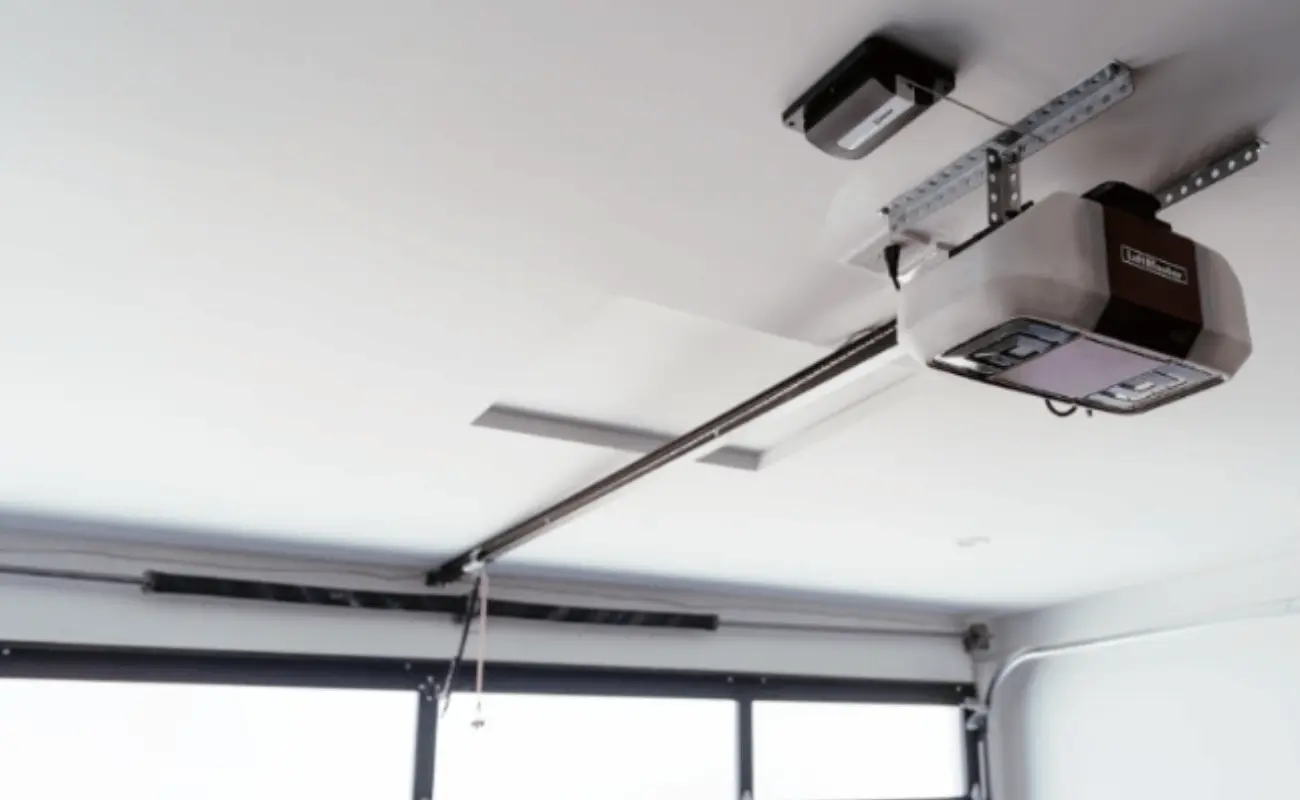 Garage door opener in Sacramento