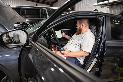 Auto Body Repair - Karl Malone's Body and Paint
