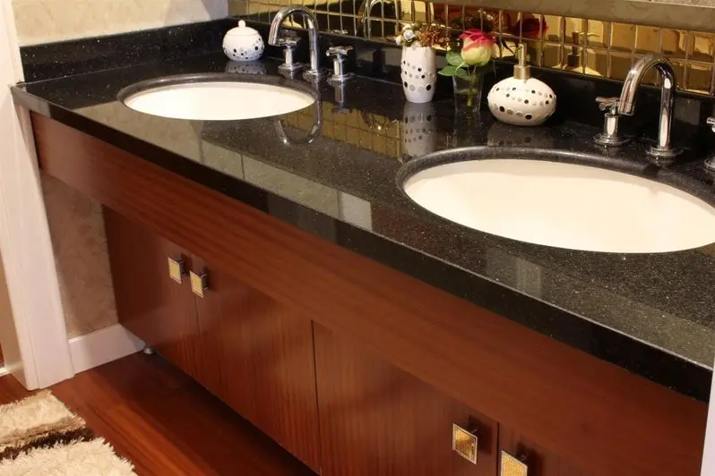 Sink clogs Sink clogs