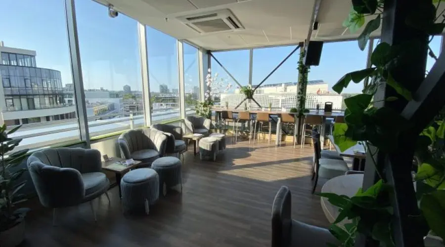 Plaza Bar — Korporativni ili privatni događaji u srcu Novog Beograda