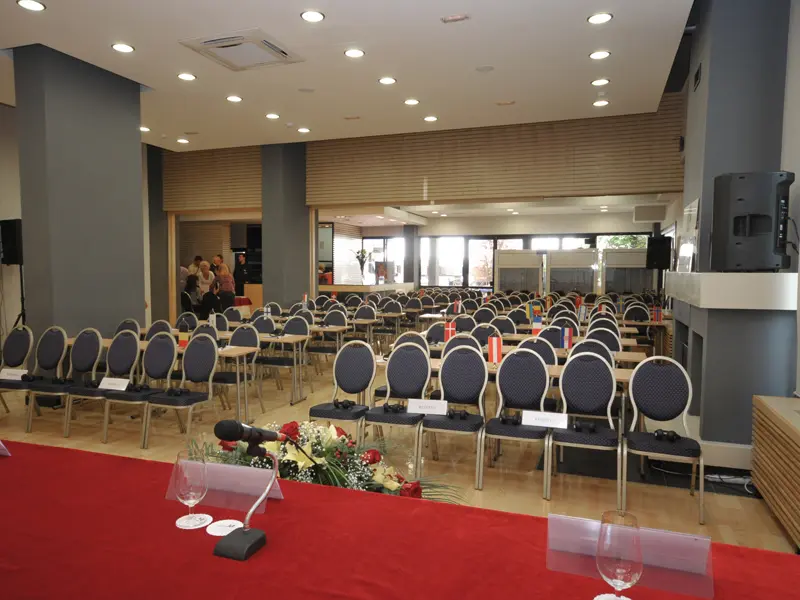 Hotel M