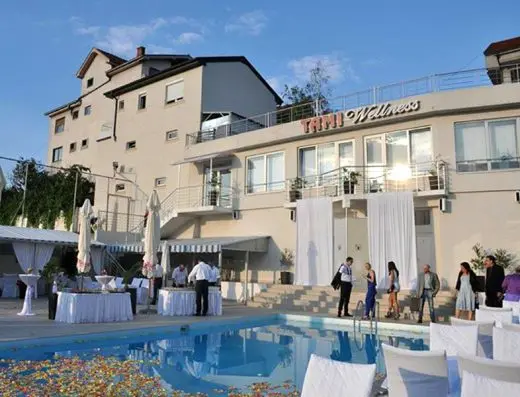 Tami Residence Hotel