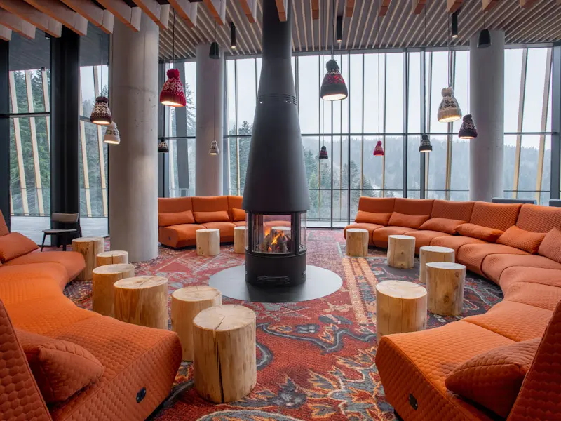 Hotel Nomad