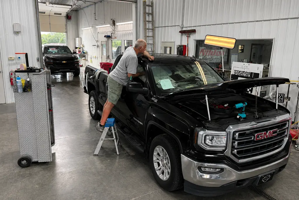 Preserve Your Vehicle&rsquo;s Original Finish When the Damage Qualifies