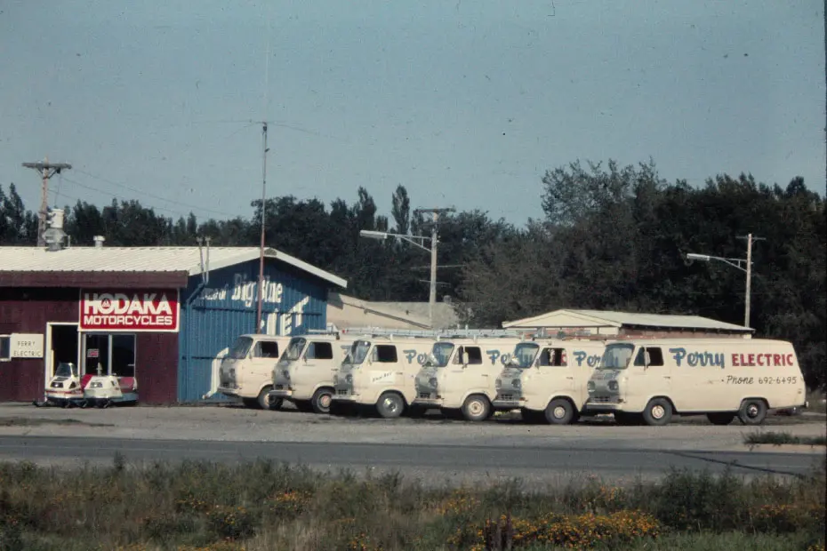 Crew photo, early days