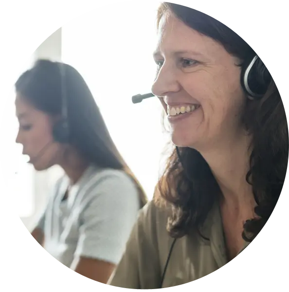 call-center-women Vital Link response center operators ready to assist