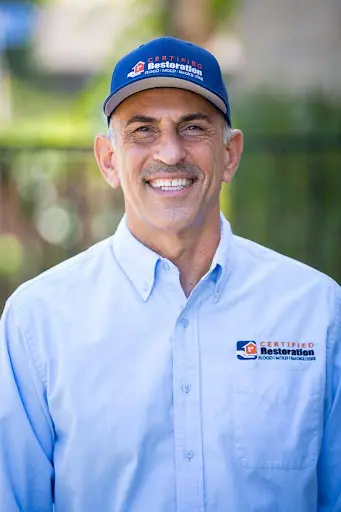 Michael Fahourisa