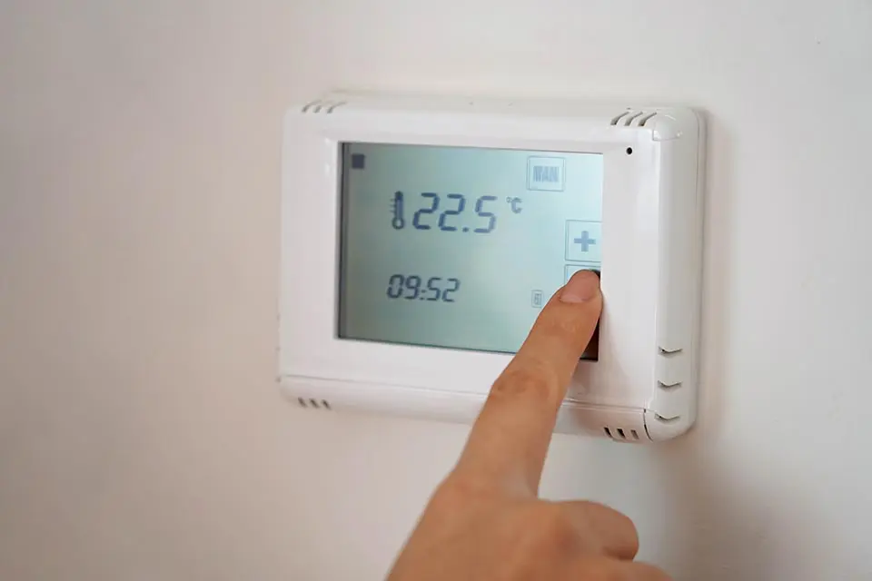 Tips for Choosing the Right Thermostat for Your HVAC System