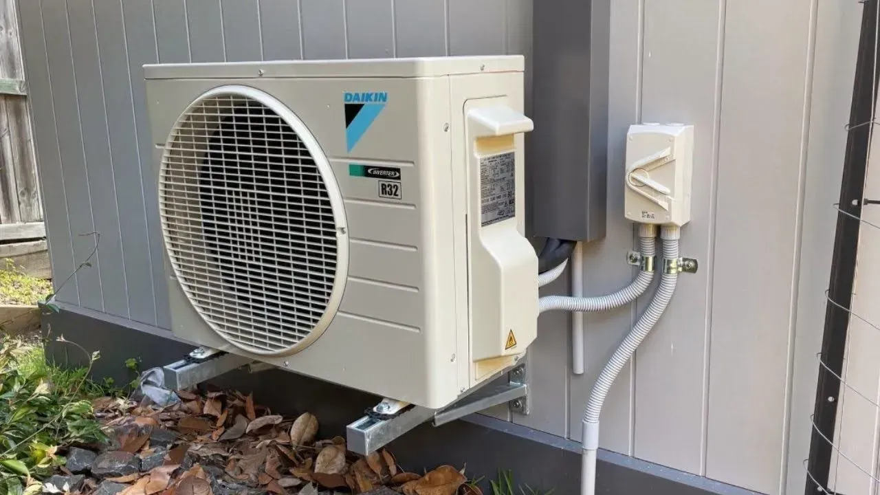 Heat Pump Rebates in BC: How to Maximize Your Savings on Installation