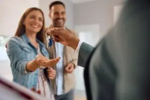How NorthStar Supports Agents Behind The Scenes with Title and Escrow Services
