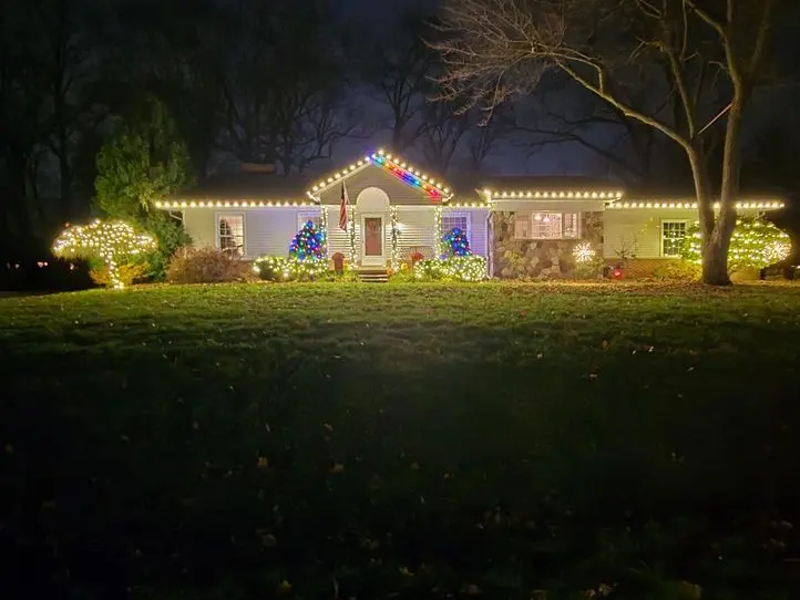 Christmas Light Installation results in Oakland County MI