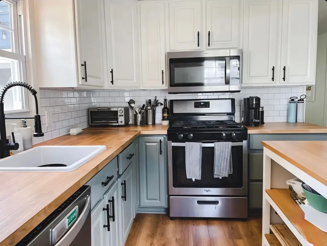 Kitchen 3