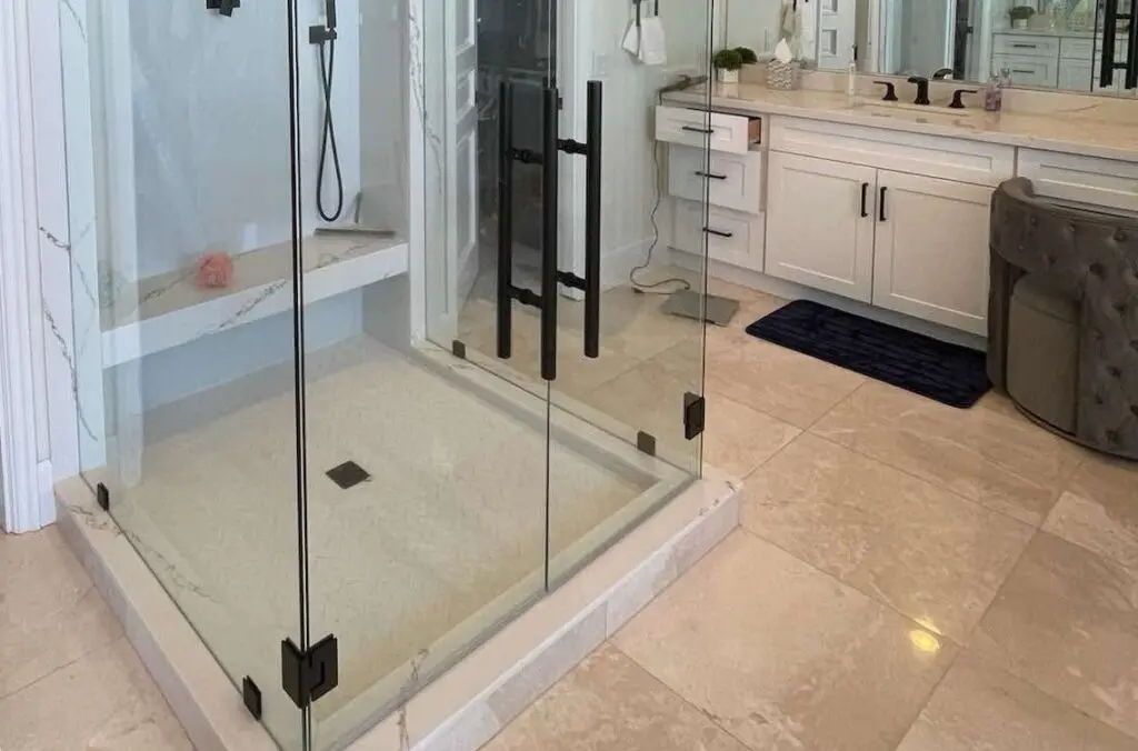 Close-up of a marble floor in a bathroom