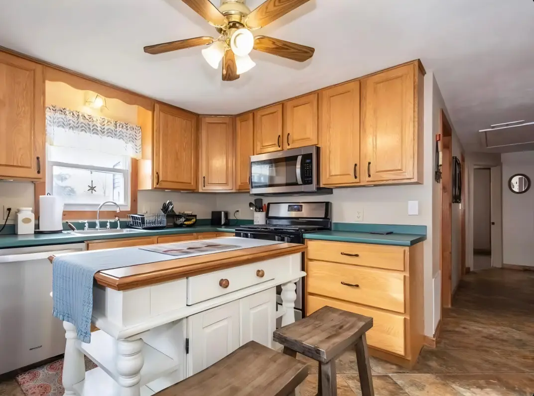 Kitchen 6