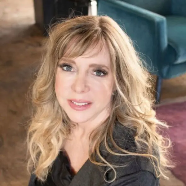 Stacy N. - The Bosworth Company