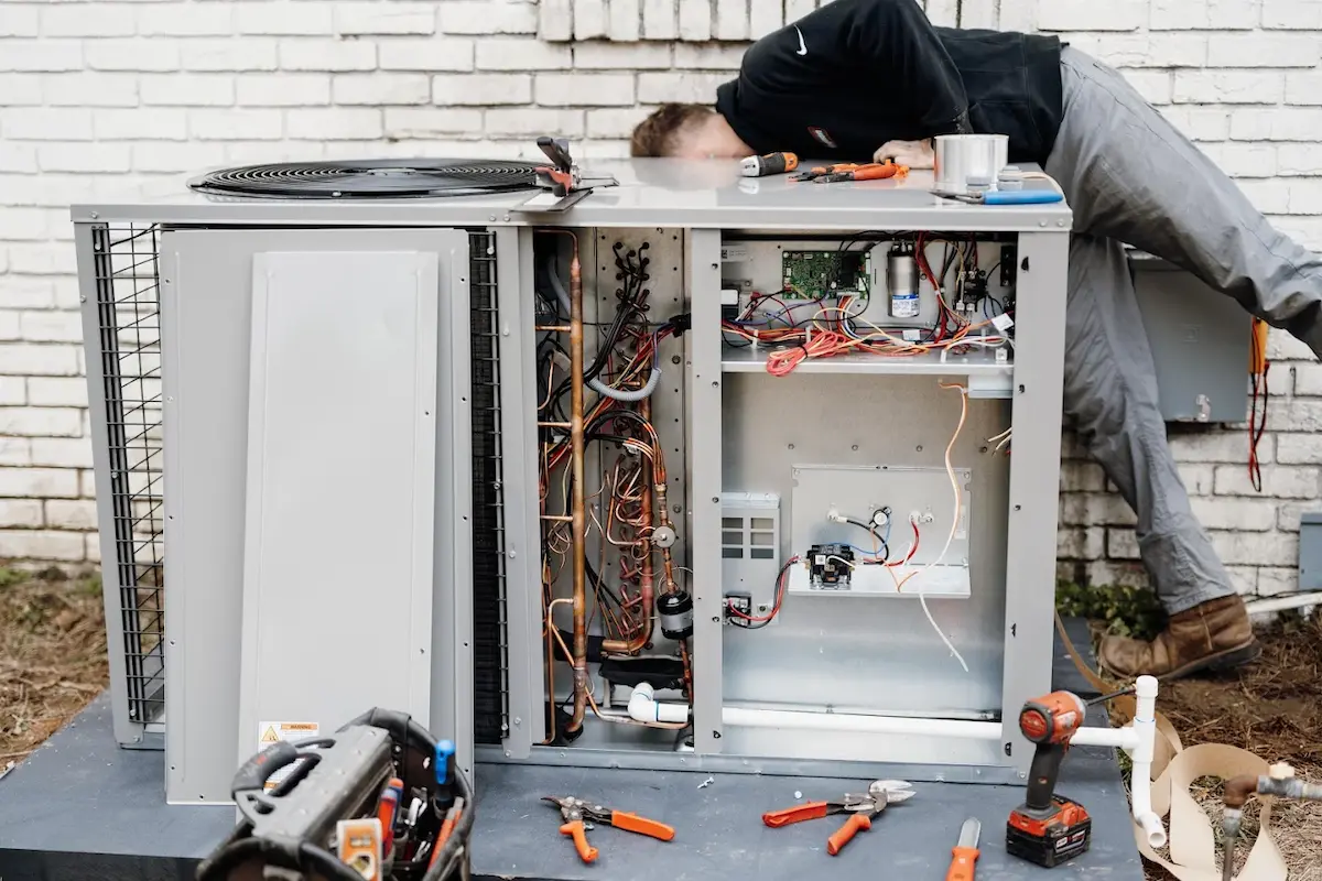Wingman hvac worker