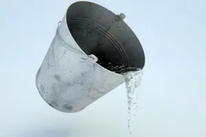 “waterinsidetoilet”