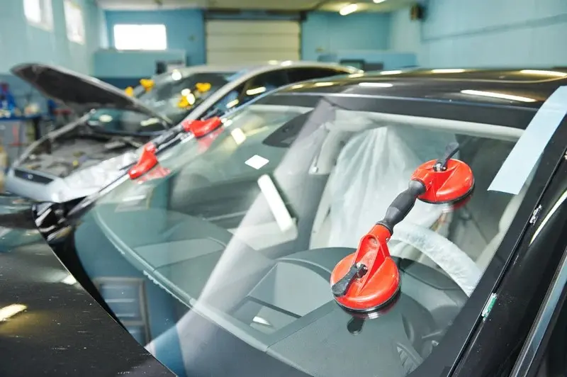 DIY Windshield Repair Risks: Why Professional Auto Glass Repair Is the Safer Choice