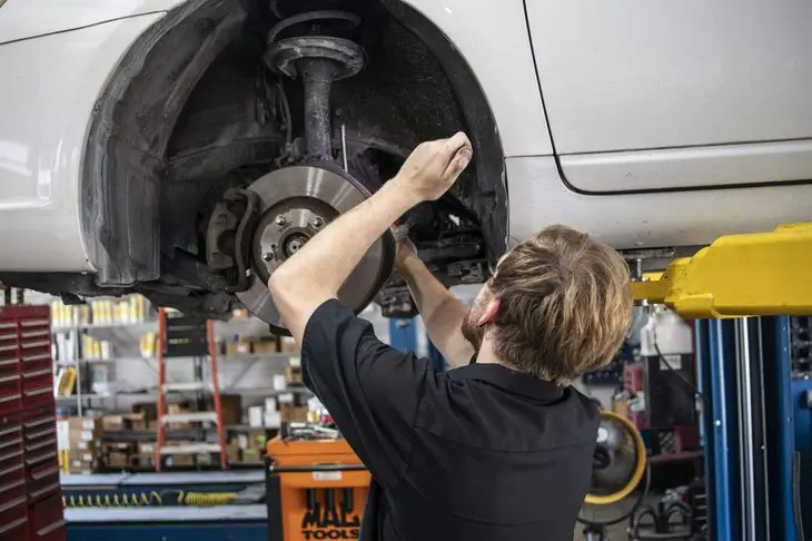 What-does-a-sway-bar-do-Tims-Quality-Car-Care-New-Orleans-70119