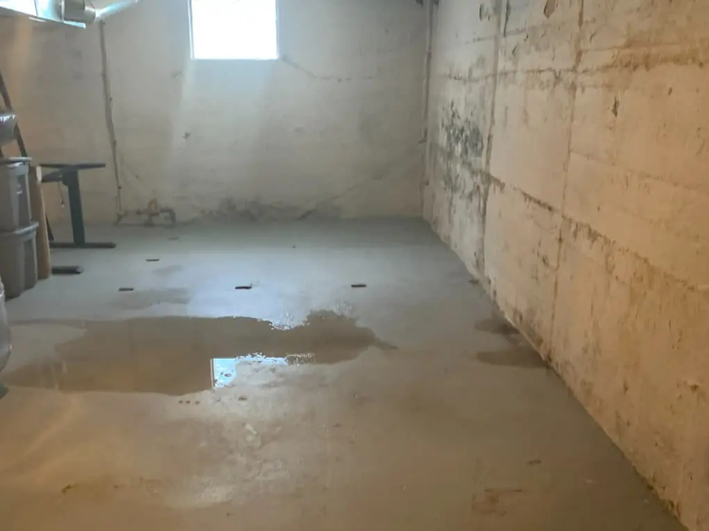 water-leaking-into-your-basement-sundahl-waterproofing-3