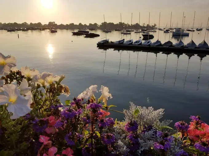 Larchmont Yacht Club