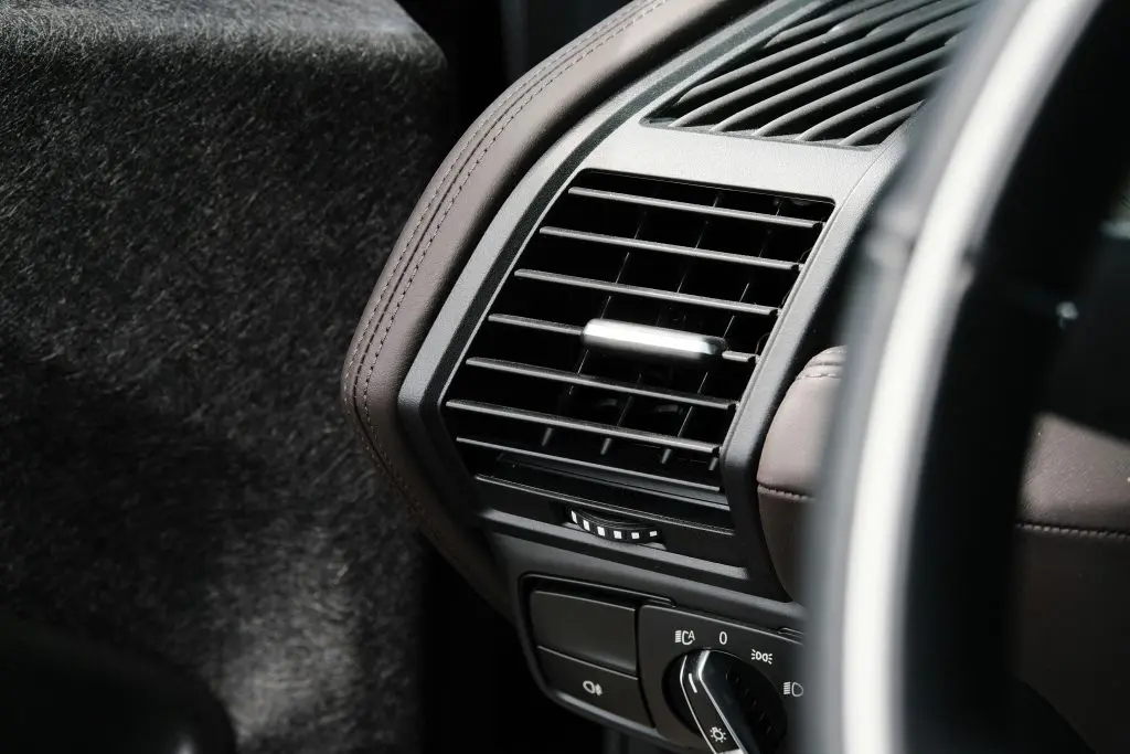 car ac blowing warm air at idle only