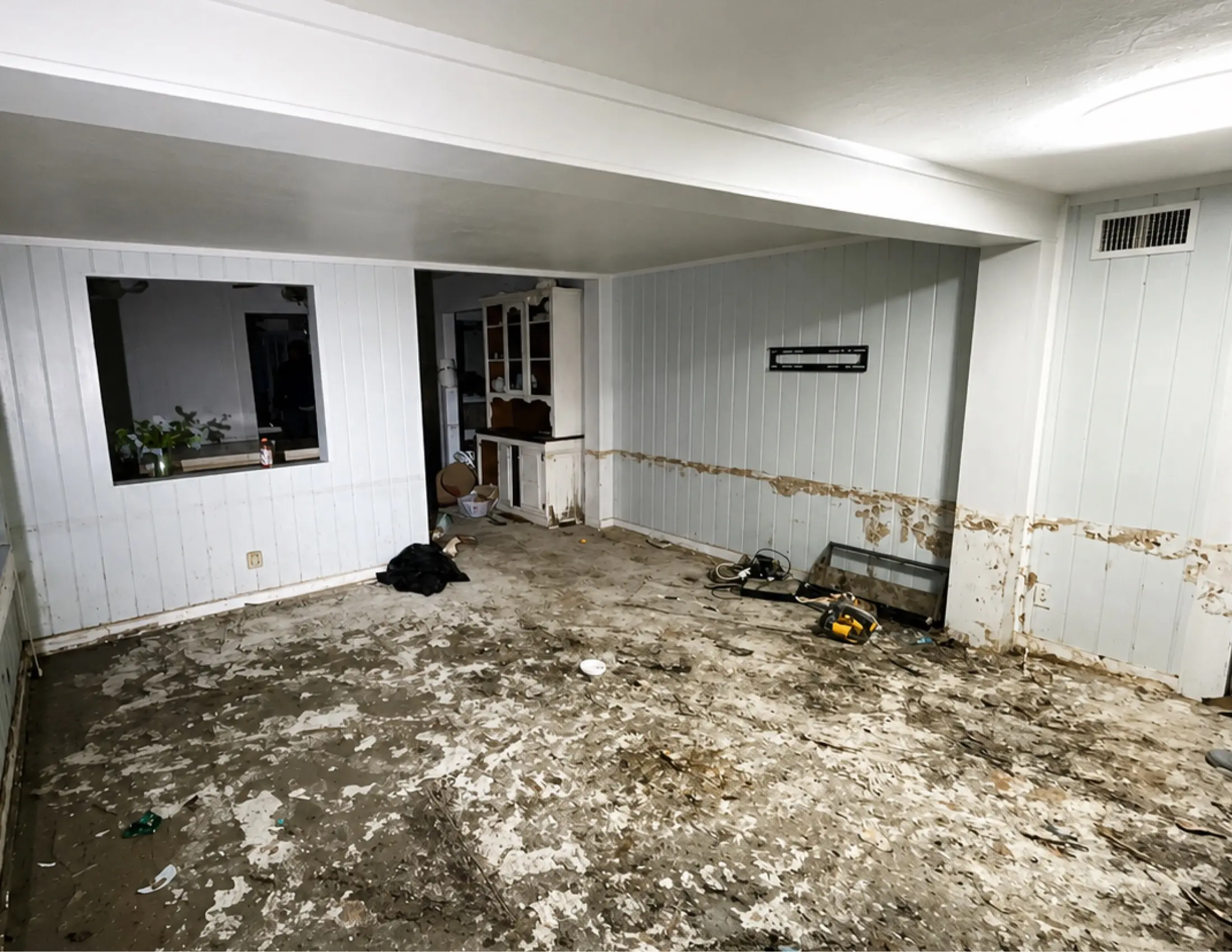 Storm and flood damage preparation in South Florida
