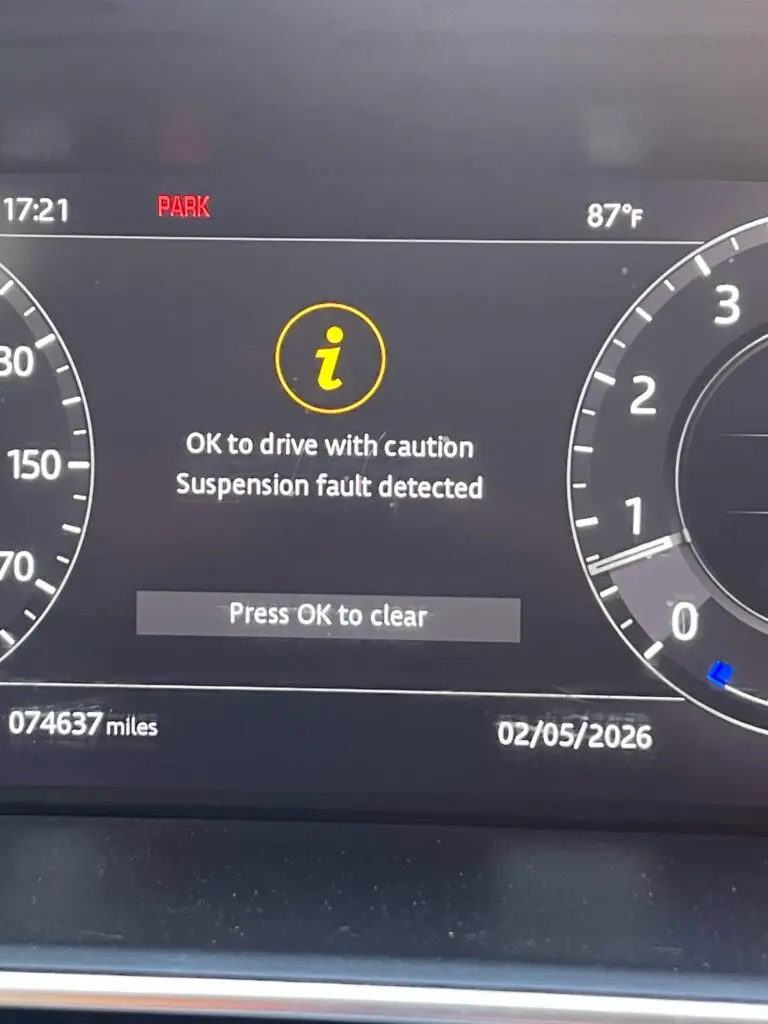 Suspension fault warning message on SUV dashboard