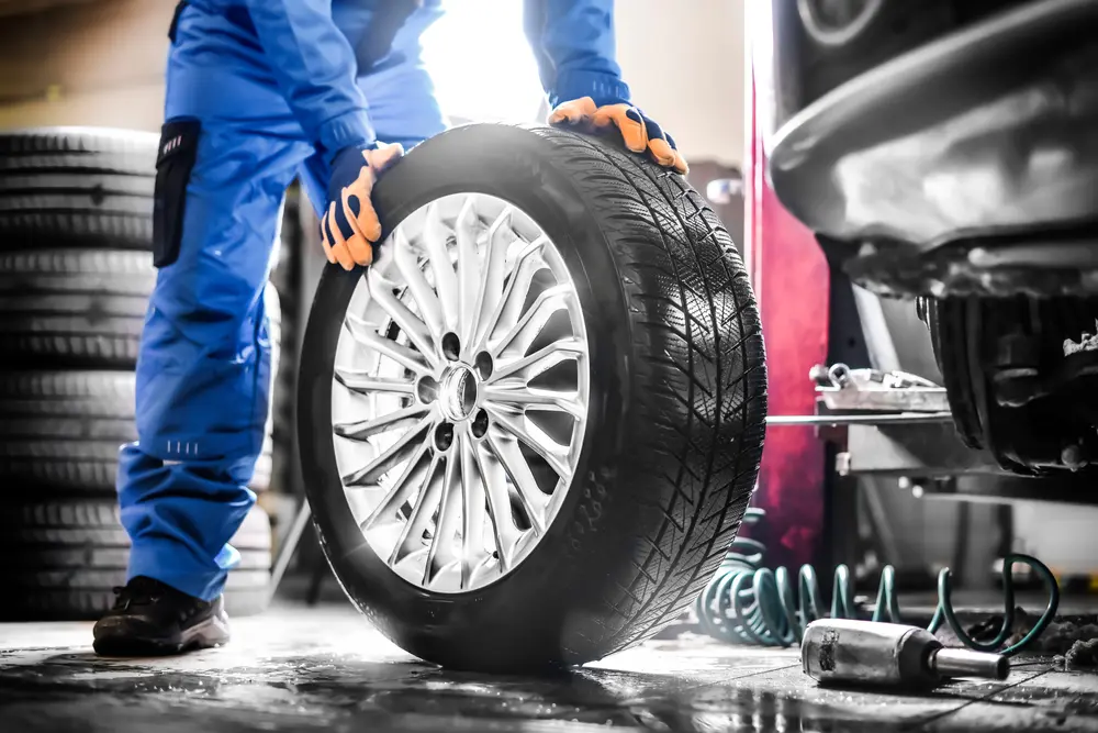 When to Schedule a Tire Service