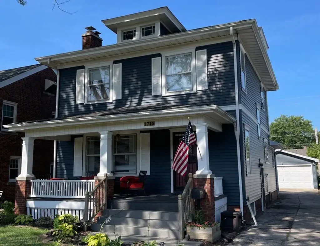 suttons inc siding contractor vinyl siding springfield il 02 1024x788 1