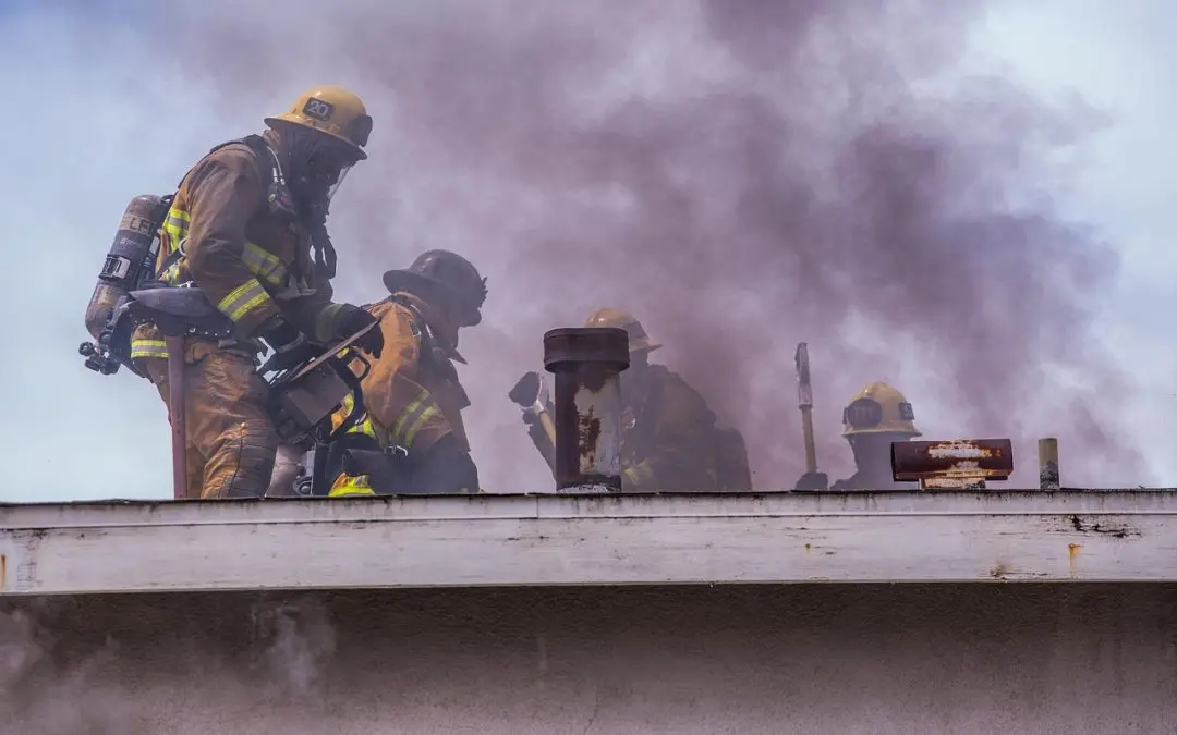 Immediate Actions After a House Fire in Winter