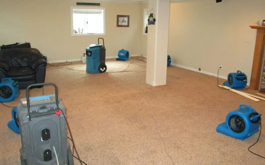 When Should You Call a 24/7 Restoration Company in West Palm Beach for Storm Damage?