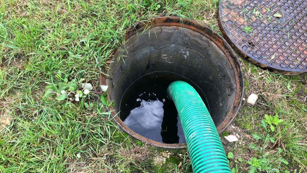 sewage cleanup Hutchinson ks