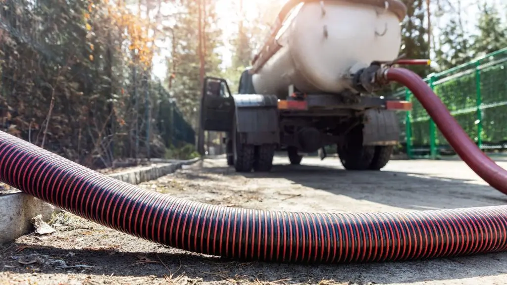 commercial sewage cleanup hutchinson ks