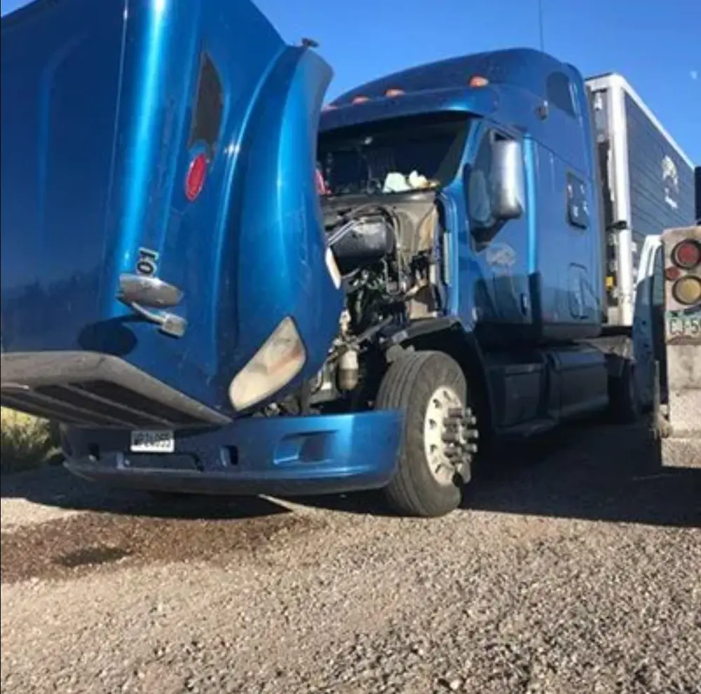 What Makes Mobile Semi Truck Repair Ideal for Tucson Drivers