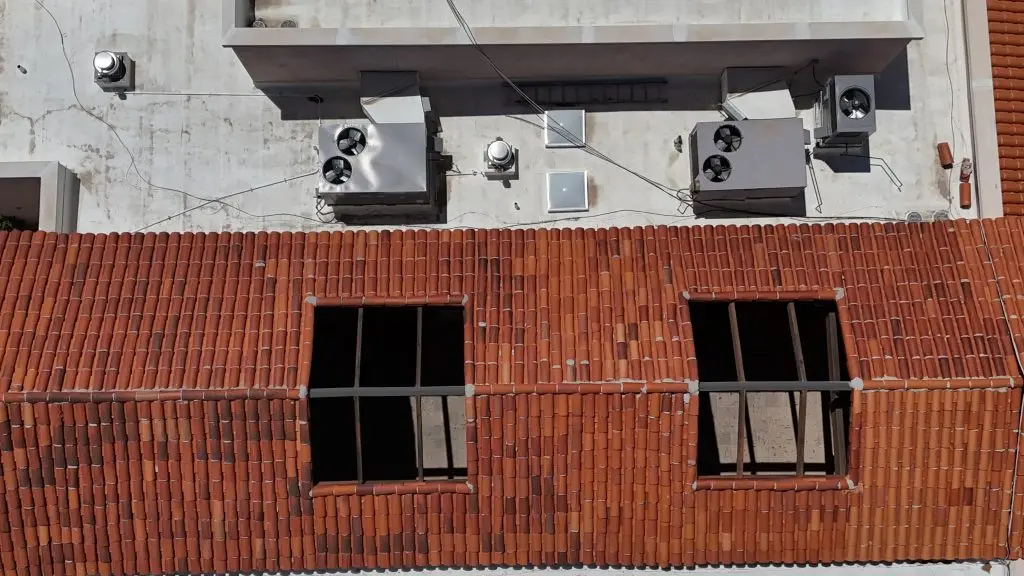 Commercial Roof Replacement in Tucson
