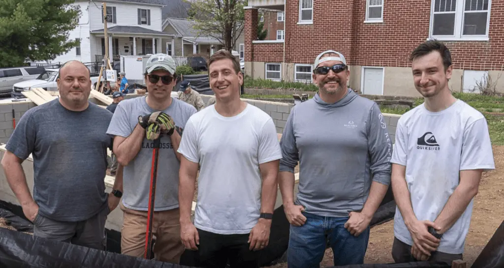 Quick Fix Real Estate staff volunteers