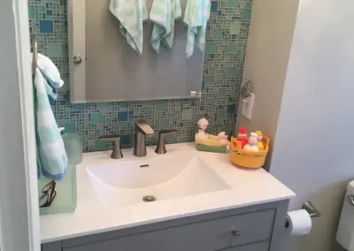 modern bathroom tiling