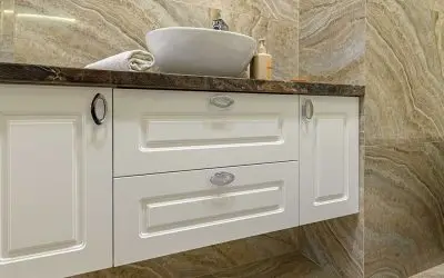 A Homeowner’s Guide to Bathroom Cabinet Hardware Finishes