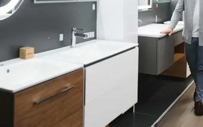 Choosing the Right Material for Your Bathroom Cabinets