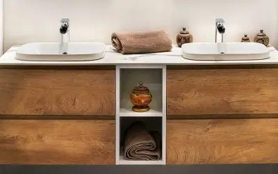 Choosing Between Plywood and Solid Wood Bathroom Vanities