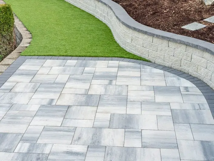 porcelain pavers installation Everett patio surface