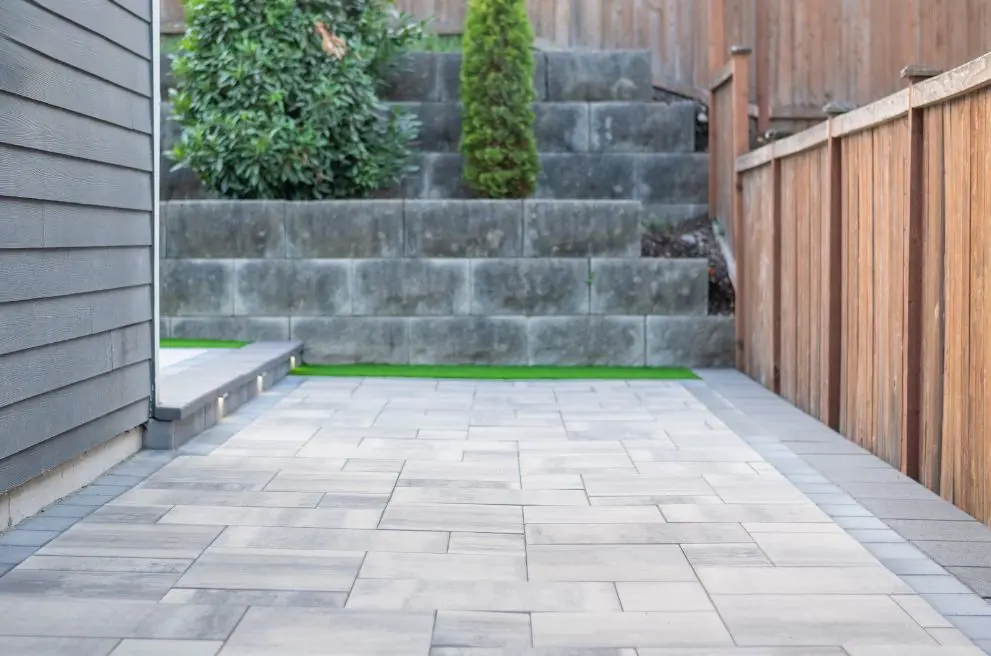 paver patio retaining wall outdoor living
