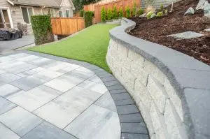 retaining wall installation