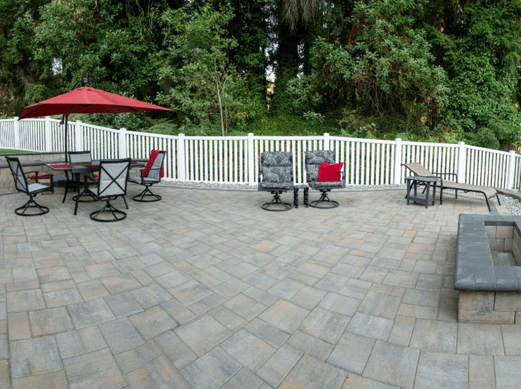 outdoor living spaces vancouver