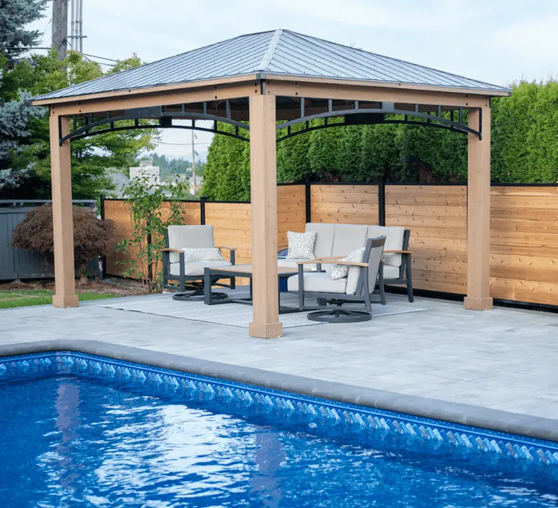 outdoor patio entertaining area.webp