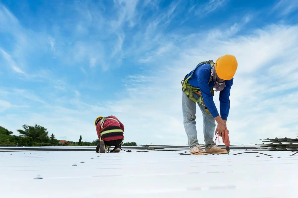 commercial roof safety requirements guys fixing roof