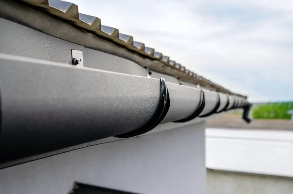 roof gutters guide close up