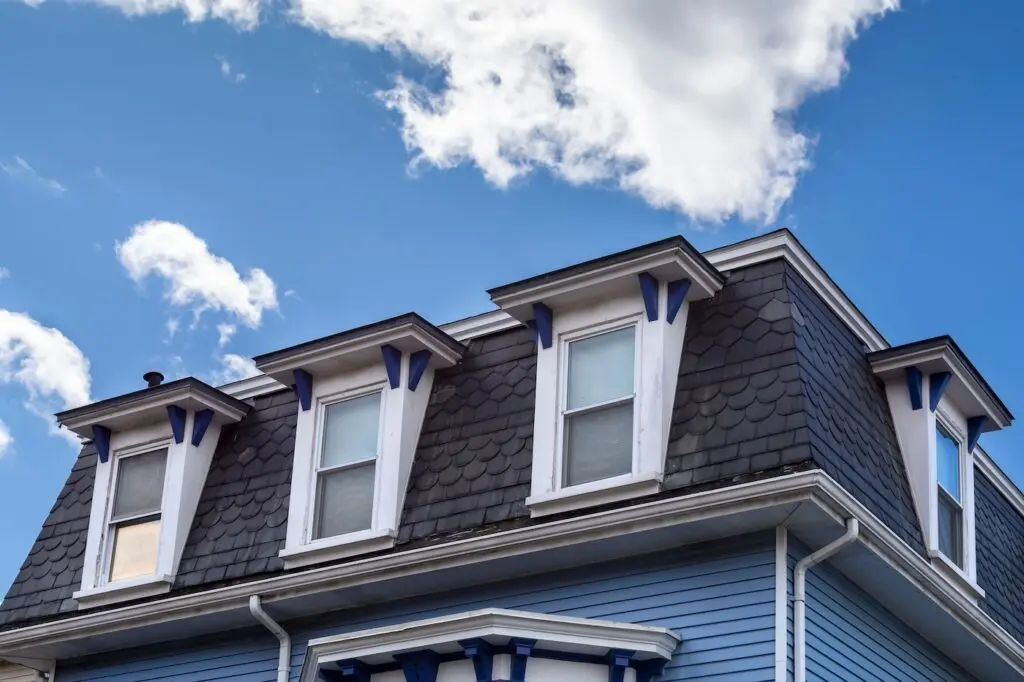 Mansard roof 